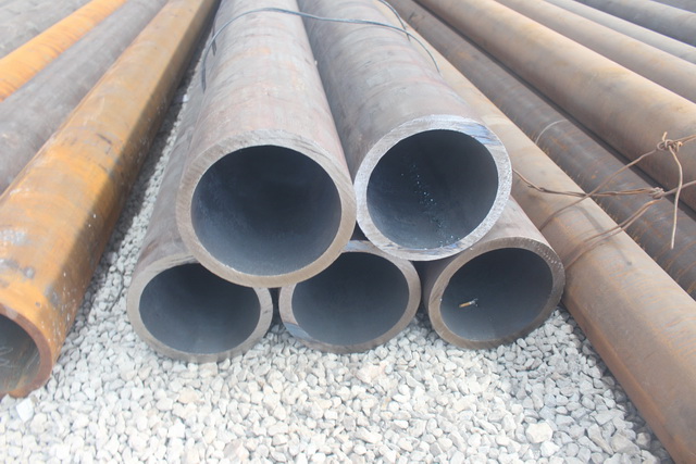 巴彦淖尔大口径壁厚无缝钢管