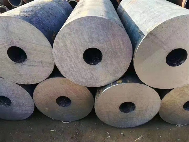 巴彦淖尔厚壁无缝钢管定制