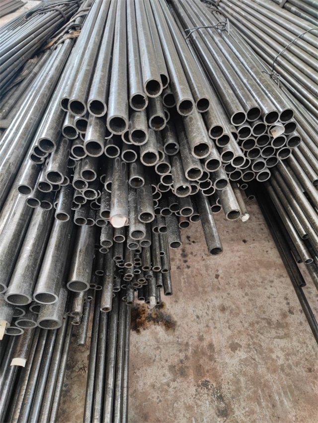 巴彦淖尔精密光亮无缝钢管厂