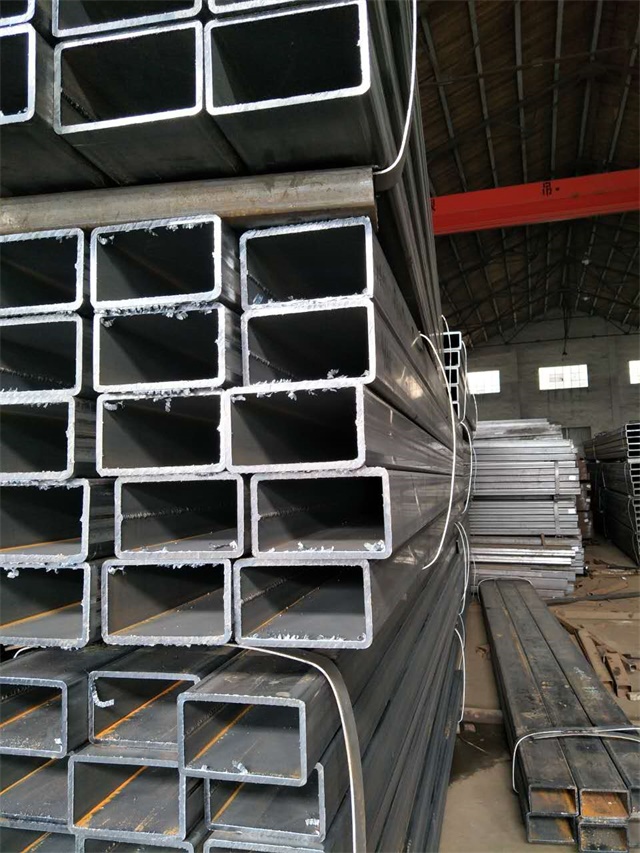 巴彦淖尔镀锌无缝钢管厂家